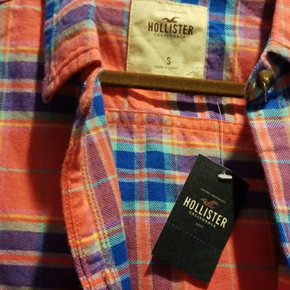 Hollister flannel - Picture 2 of 3